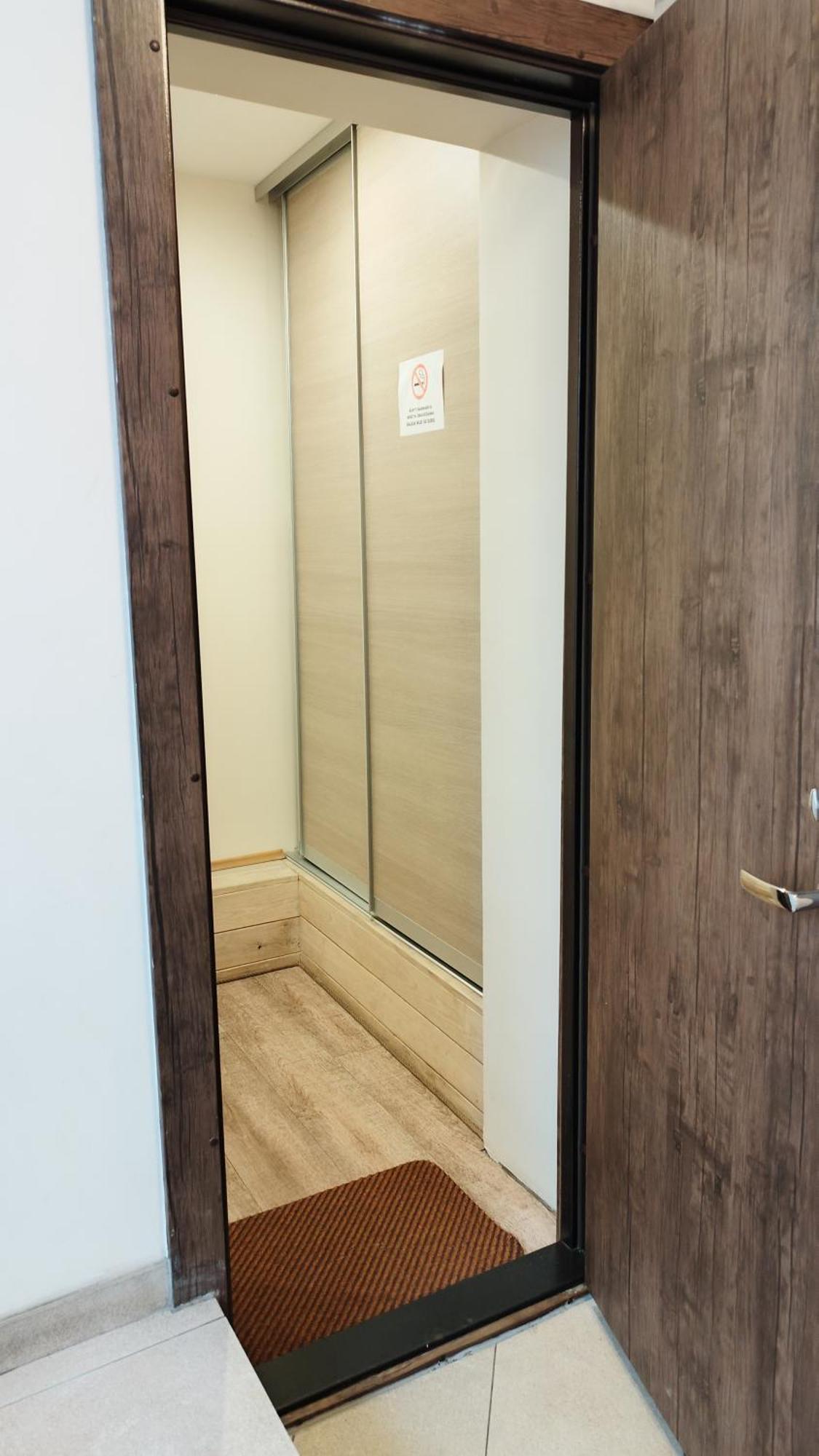 Kubu Ground Floor Rooms Klaipėda Eksteriør billede